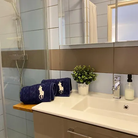 Le Spot Nicois Nizza